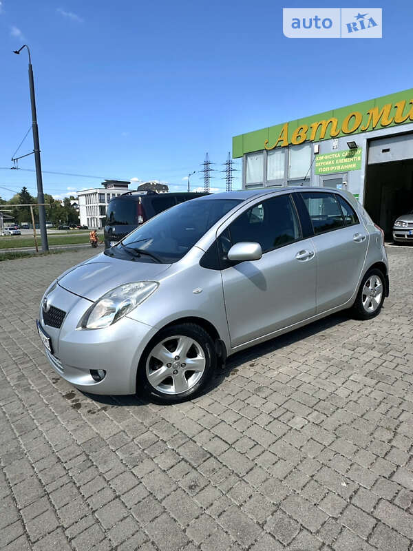 2006 toyota yaris