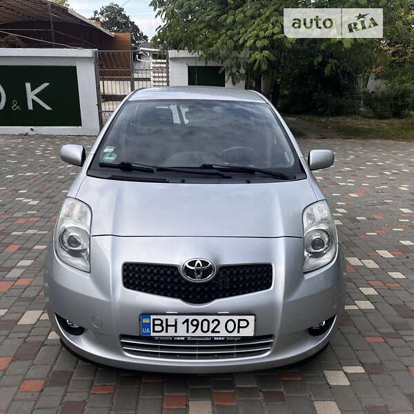 2007 toyota yaris