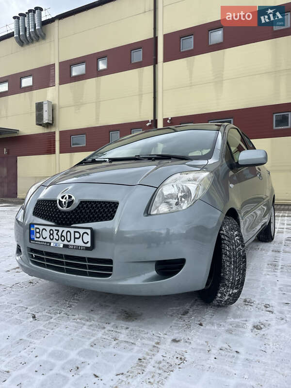 2006 toyota yaris