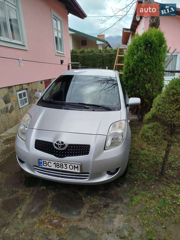 2008 toyota yaris