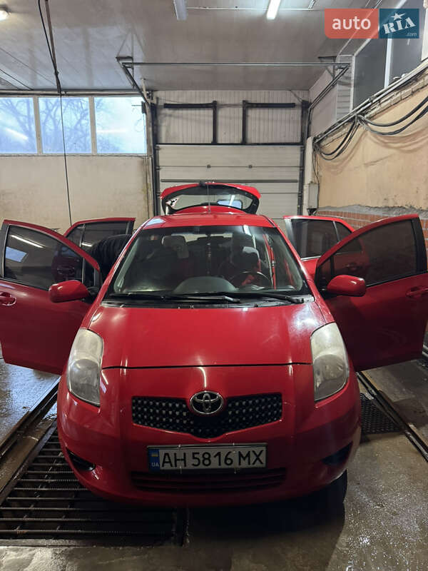 2008 toyota yaris