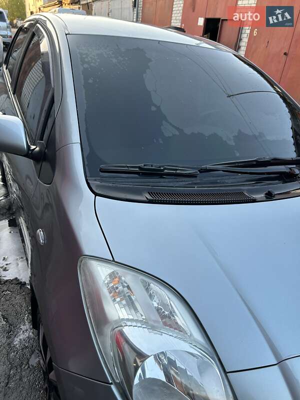 2007 toyota yaris