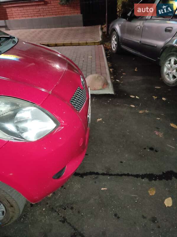 2007 toyota yaris