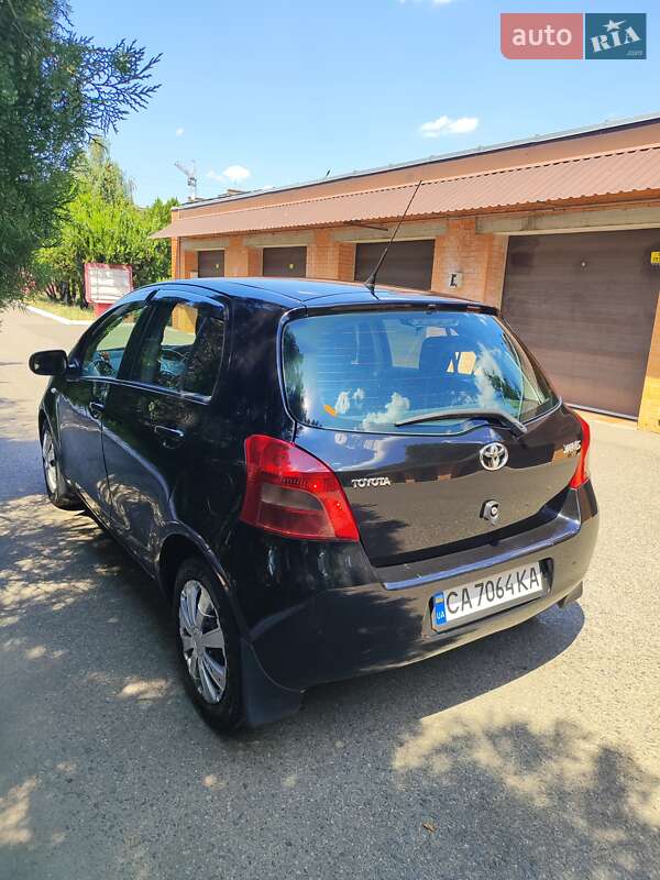 2008 toyota yaris