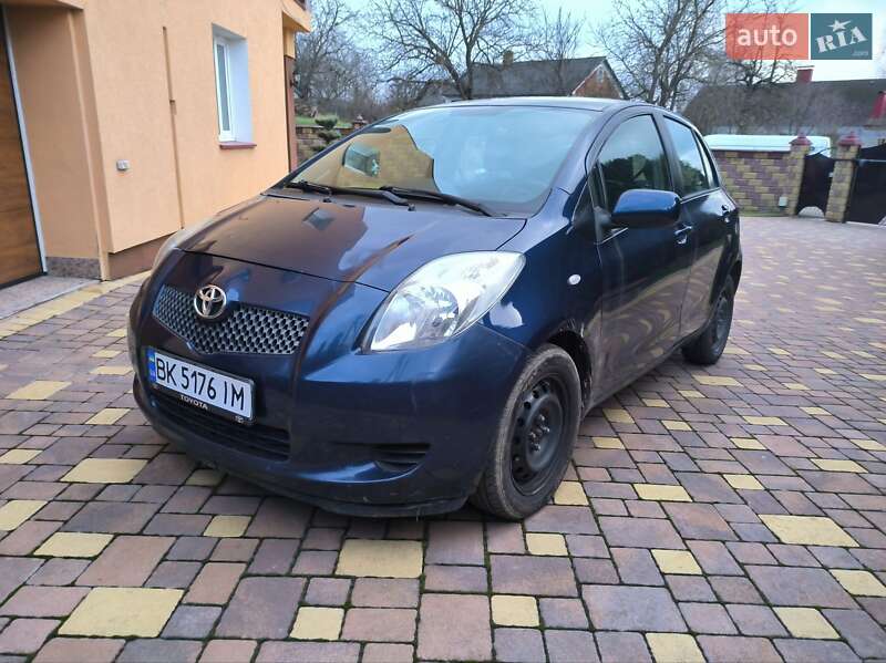 2008 toyota yaris