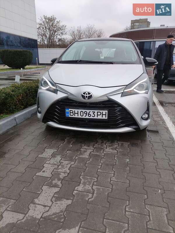 2015 toyota yaris