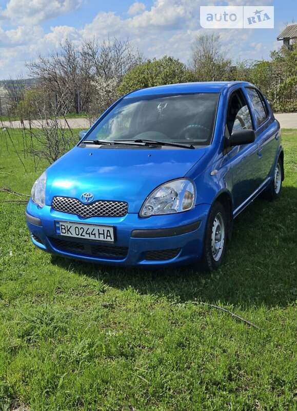 2003 toyota yaris