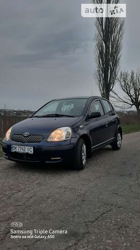 2003 toyota yaris