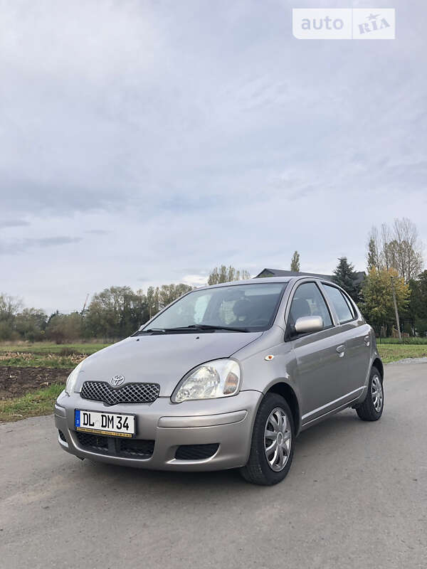 2003 toyota yaris