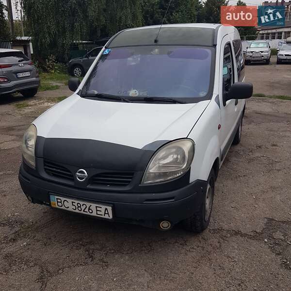 2004 nissan kubistar