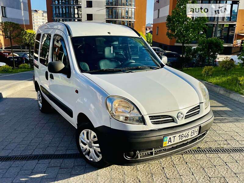 2004 nissan kubistar