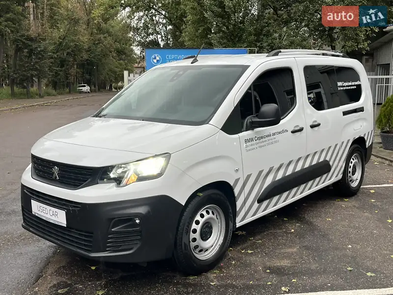 2023 peugeot partner