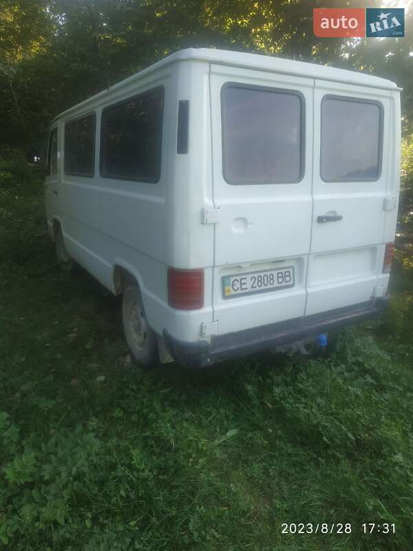 1995 mercedes-benz mb-class