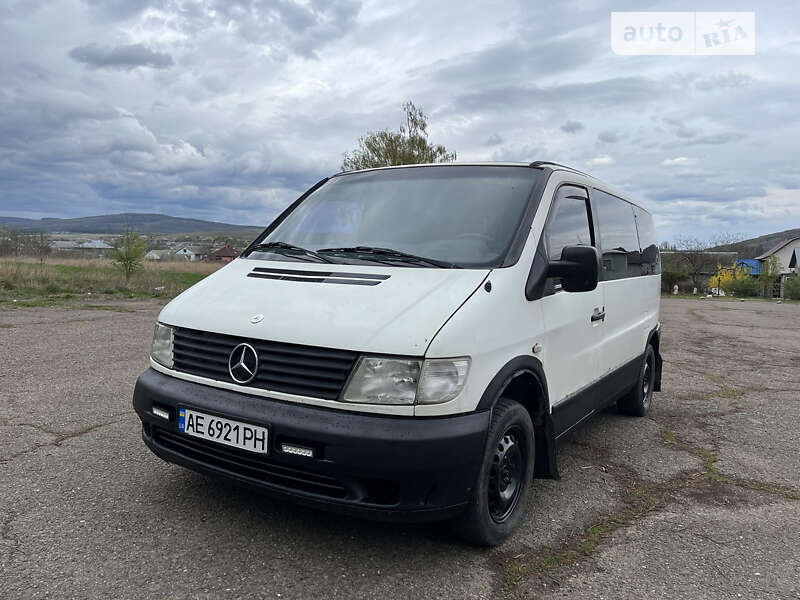 1998 mercedes-benz vito-108-d