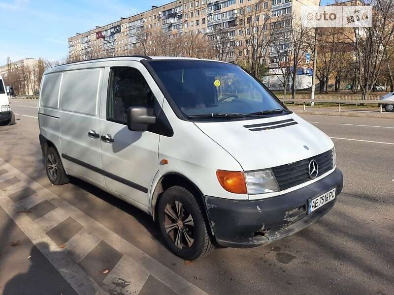 1998 mercedes-benz vito-108d