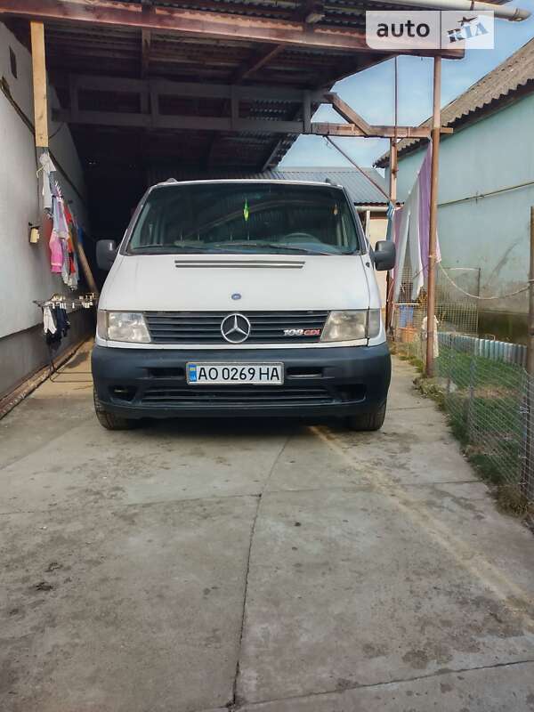 1999 mercedes-benz 108cdi