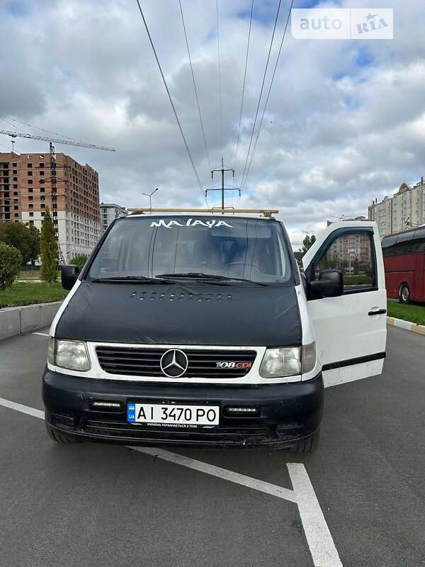2000 mercedes-benz 108cdi