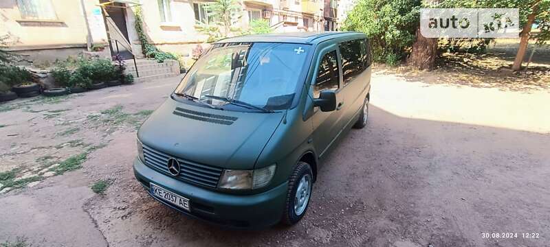 2000 mercedes-benz 108 d
