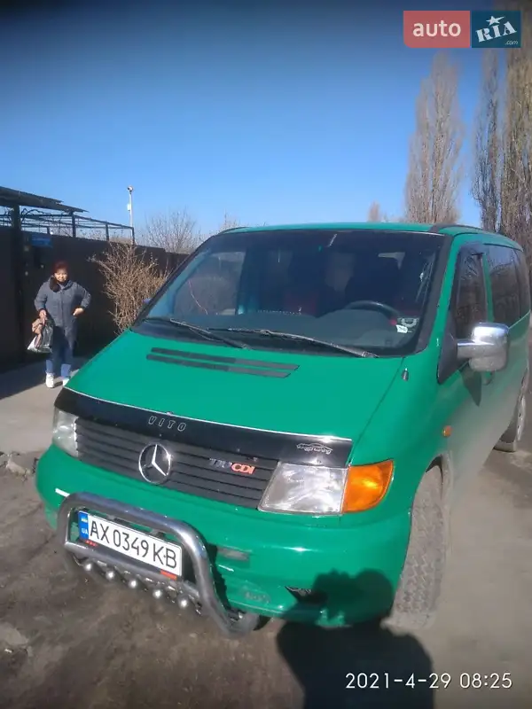 2000 mercedes-benz vito-110-d