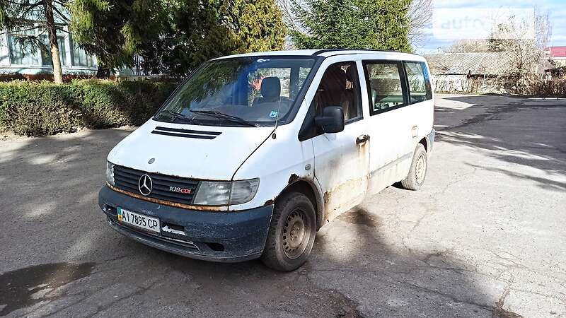 2001 mercedes-benz vito 108