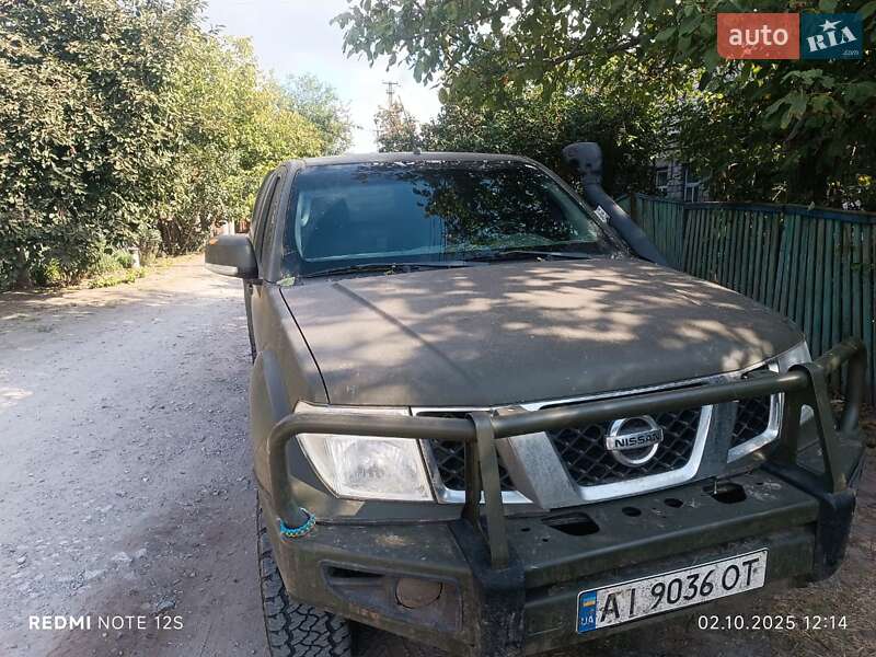2009 nissan navara