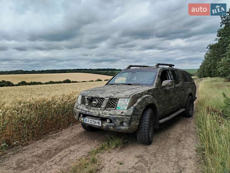 2006 nissan navara