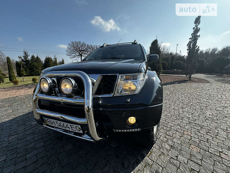 2007 nissan navara
