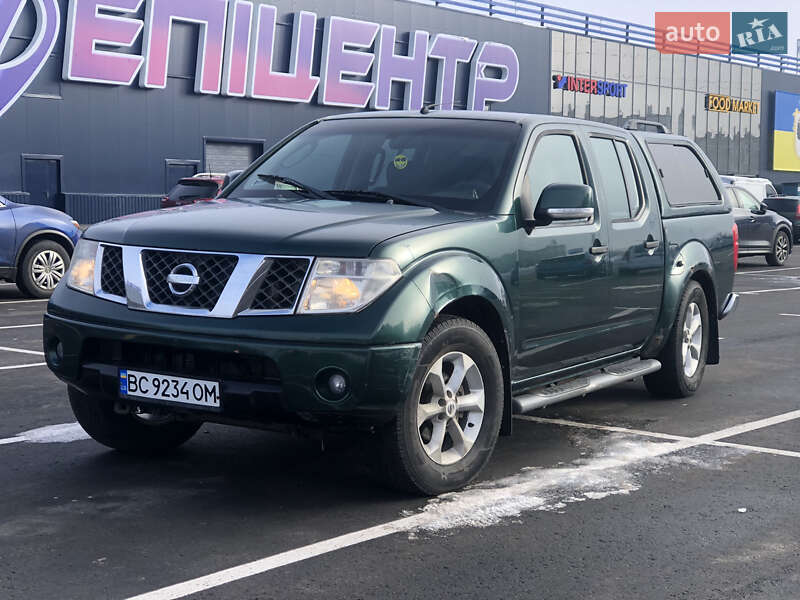 2007 nissan navara