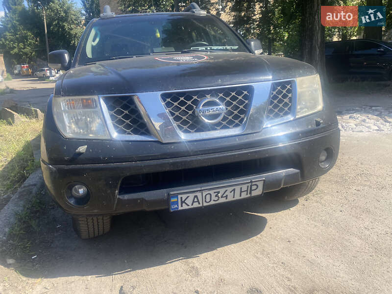 2007 nissan navara