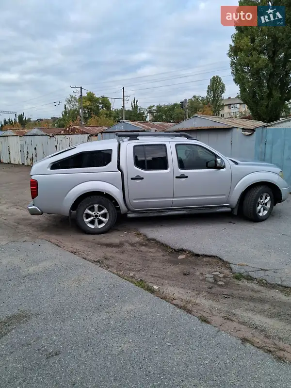2007 nissan navara