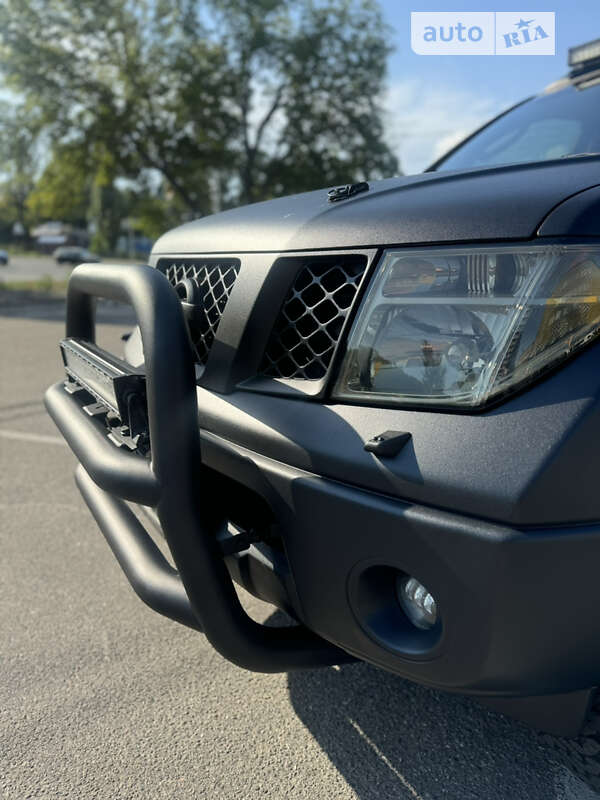 2007 nissan navara