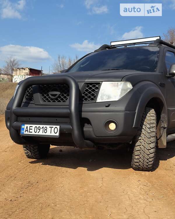 2007 nissan navara