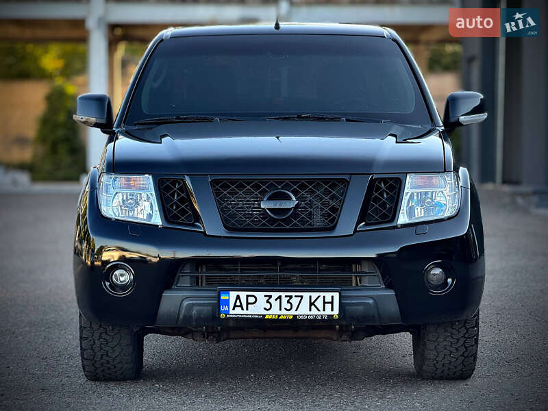 2014 nissan navara