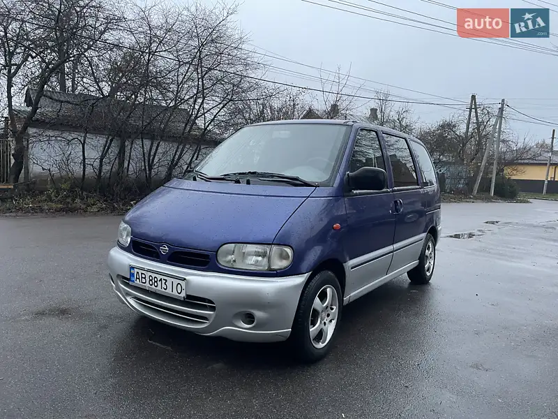 1998 nissan serena