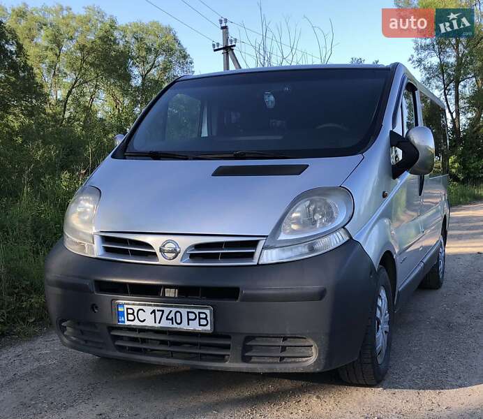 2005 nissan primastar