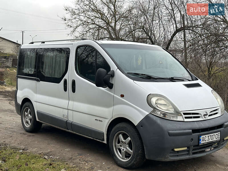 2005 nissan primastar