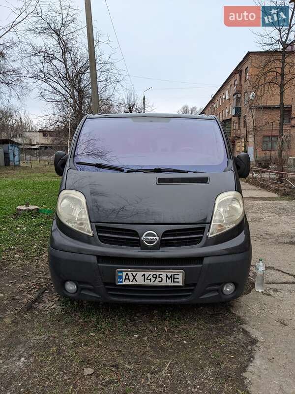 2006 nissan primastar