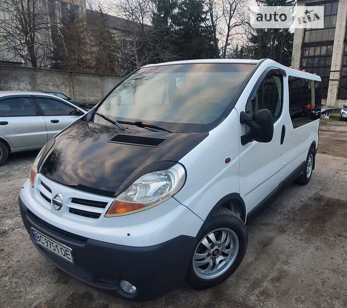 2007 nissan primastar