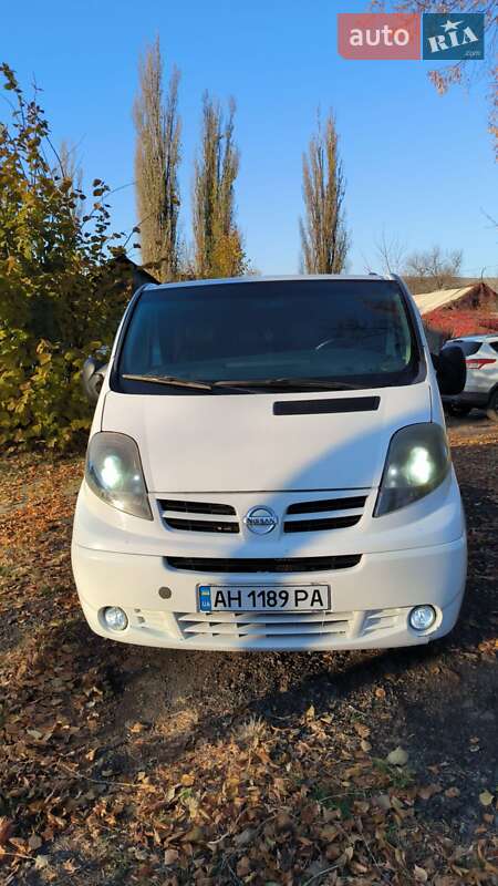 2008 nissan primastar