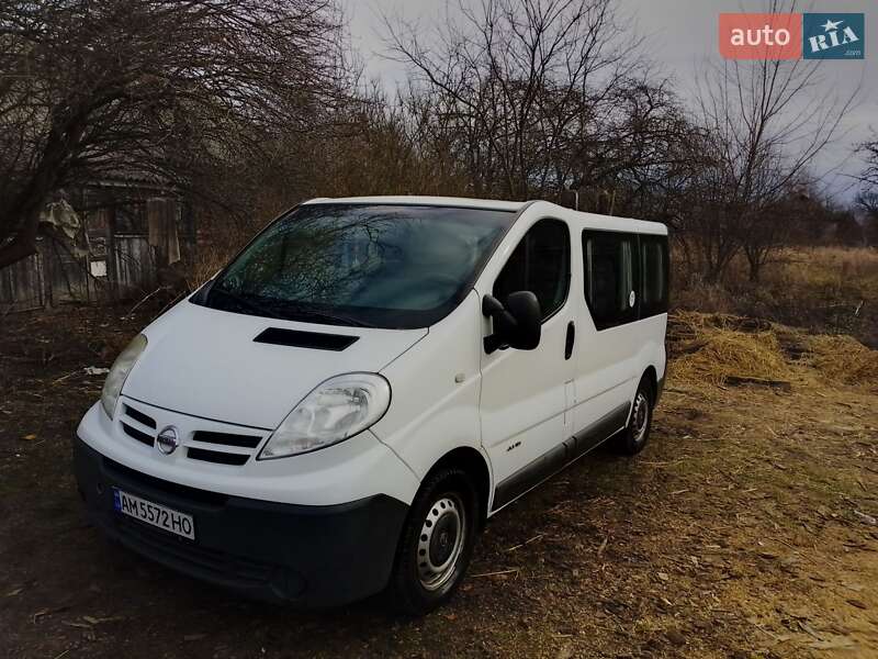 2008 nissan primastar