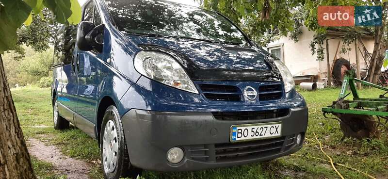 2012 nissan primastar