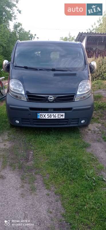 2002 nissan primastar
