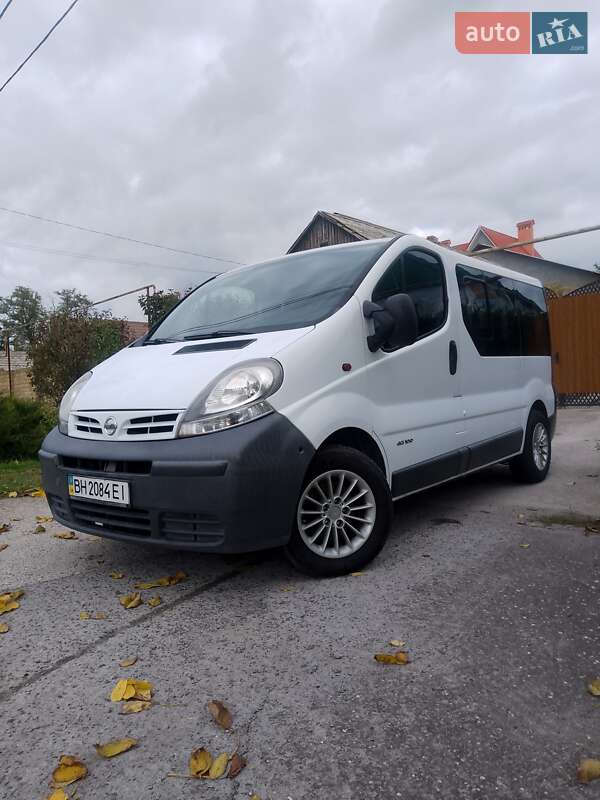 2005 nissan primastar