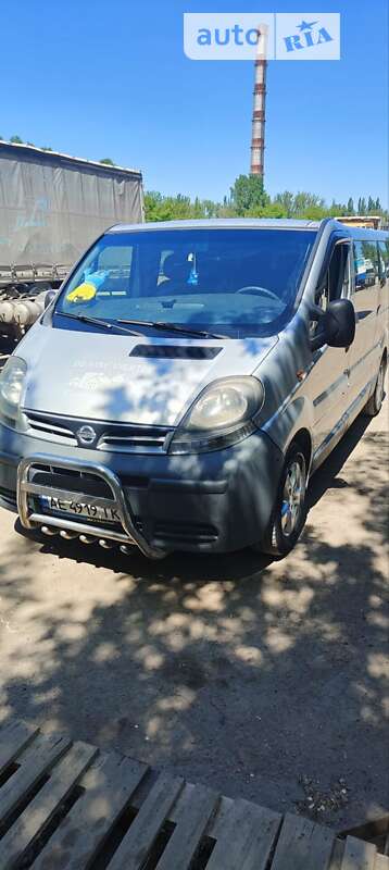 2005 nissan primastar