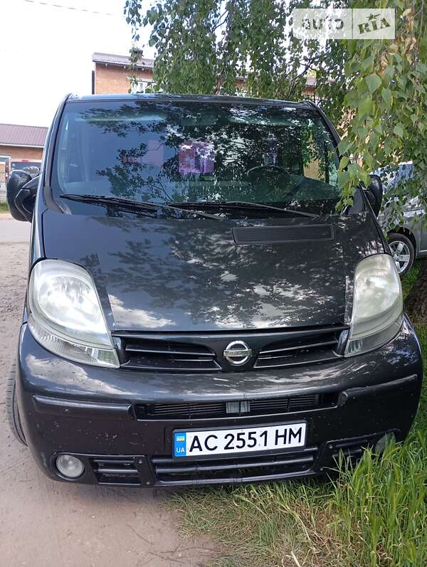 2005 nissan primastar