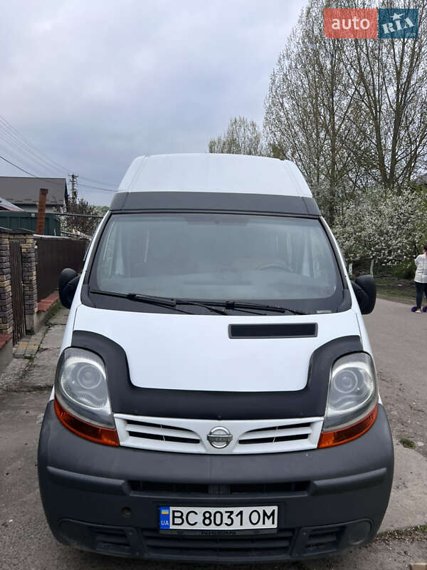 2005 nissan primastar