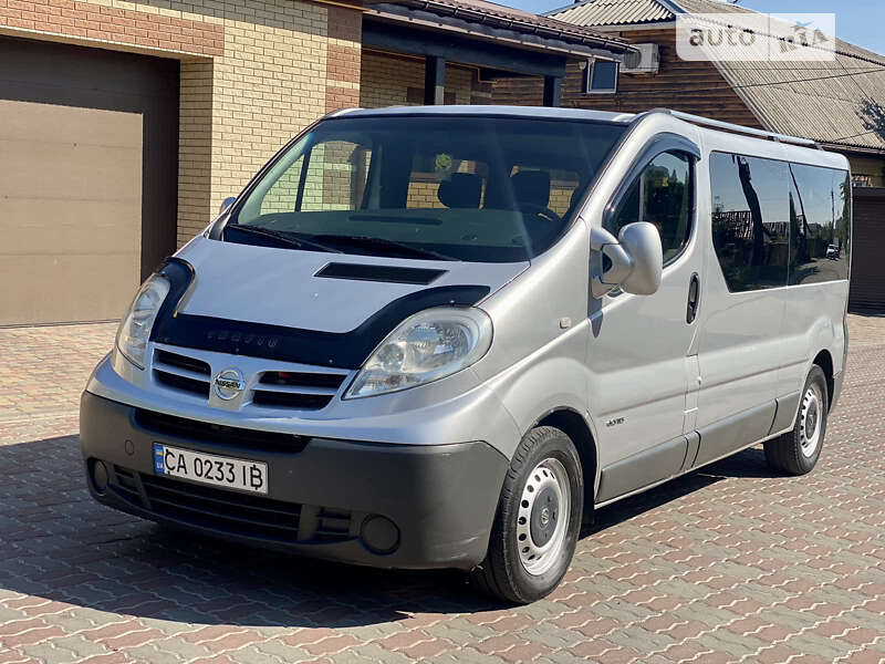2007 nissan primastar