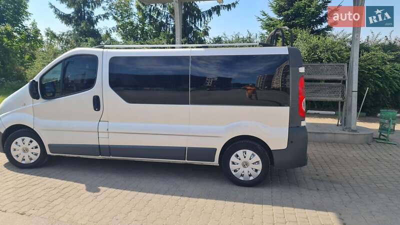 2008 nissan primastar