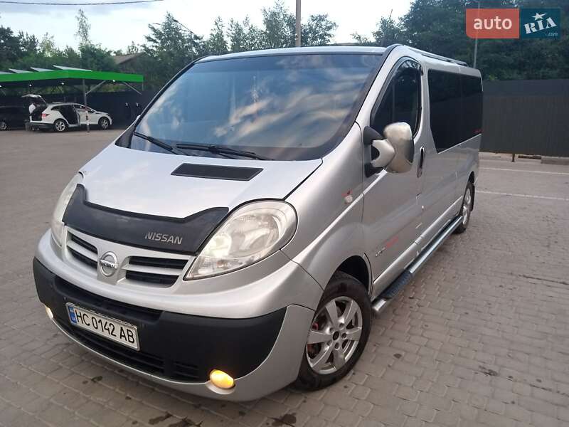 2008 nissan primastar