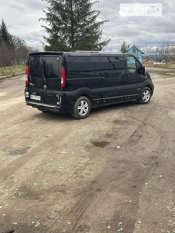 2008 nissan primastar
